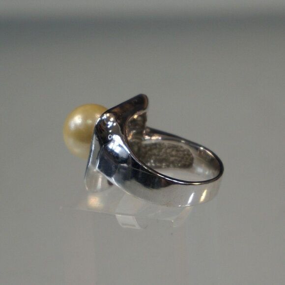 Statement Ring Square Top Size 10 Ring Faux Pearl And Rhinestones Silver Tone - Picture 4 of 6